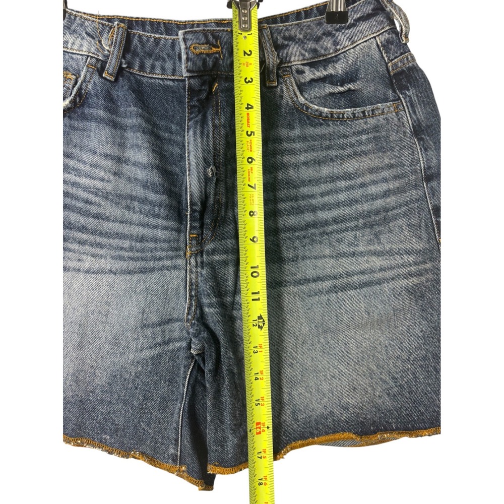 High Waisted Medium Wash Raw Hem Denim Shorts Blue Cotton Size 31 - Picture 6 of 7